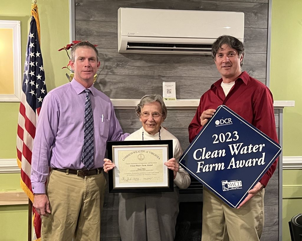 2022 Clean Water Farm Award - Winner Roger & Dustin Calhoun (Custom)